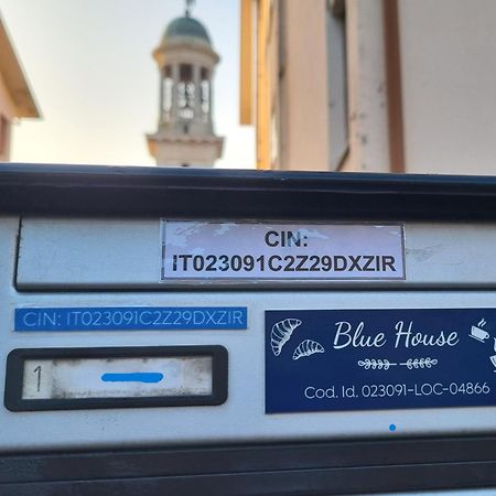 Blue House Apartment - San Massimo 维罗纳 外观 照片
