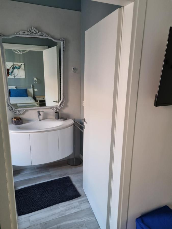 Blue House Apartment - San Massimo 维罗纳 外观 照片