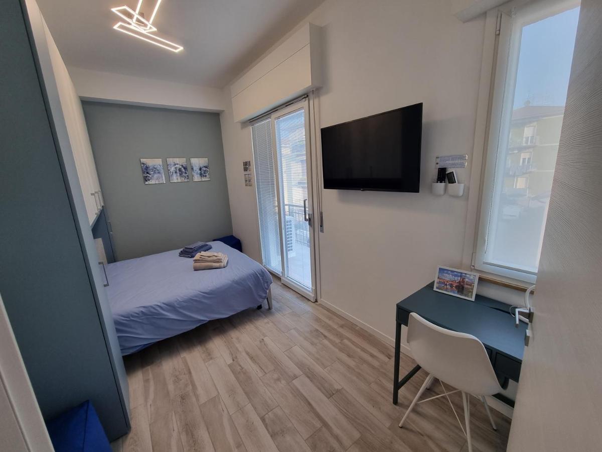 Blue House Apartment - San Massimo 维罗纳 外观 照片