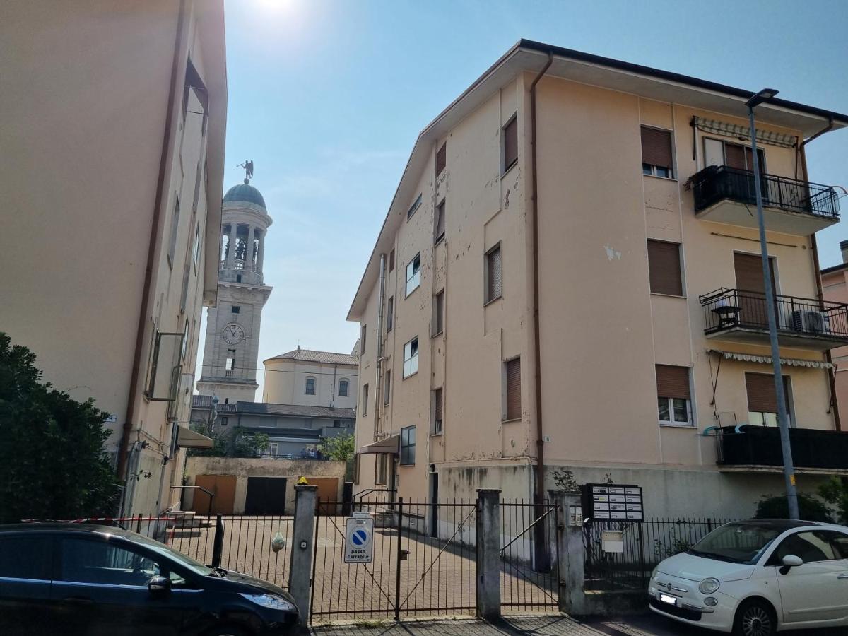 Blue House Apartment - San Massimo 维罗纳 外观 照片